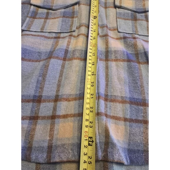 Ford Bronco Licensed Bundle – Plaid Overshirt Jacket + Graphic Tee (XS & L) - Picture 11 of 16